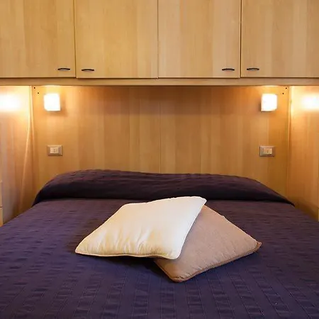 Apart Otel Conchiglia 2*