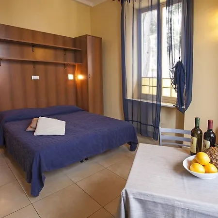 Conchiglia Hotel apartamentowy 2*